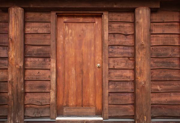 Cost of Log Cabin Siding Installation in Camas