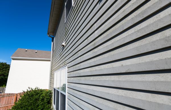 Cost of Vinyl Siding Panel Replacement in Camas